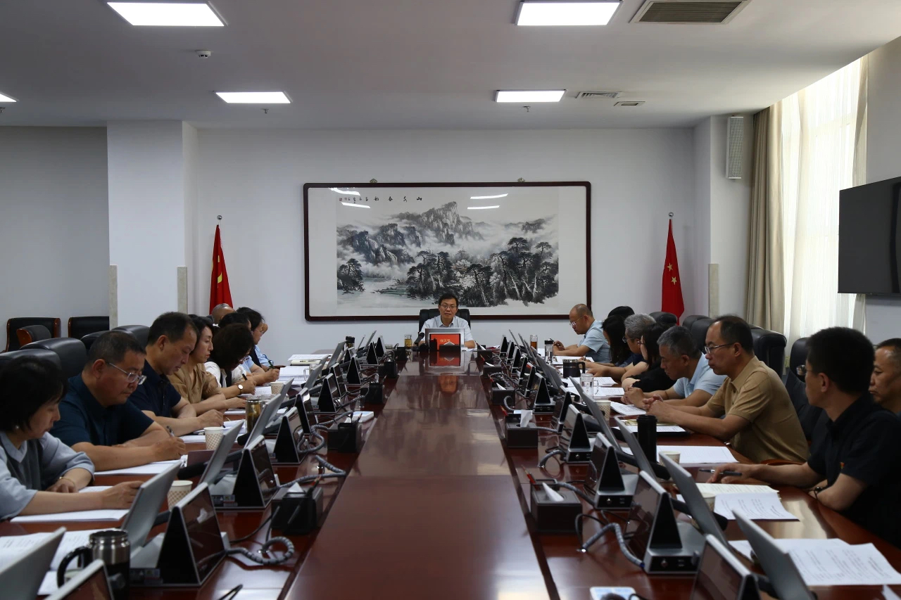 深化違規(guī)吃喝集中整治 推動(dòng)學(xué)習(xí)教育走深走實(shí)——自治區(qū)藥監(jiān)局黨組理論學(xué)習(xí)中心組舉行第八次集體學(xué)習(xí)
